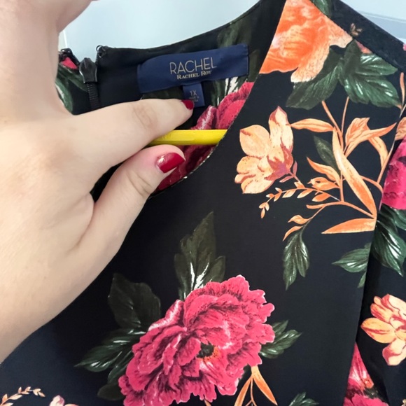 XL touched front midi length black dress with floral print - Picture 3 of 3